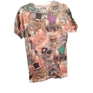 Goliath graphic t shirt with cats S